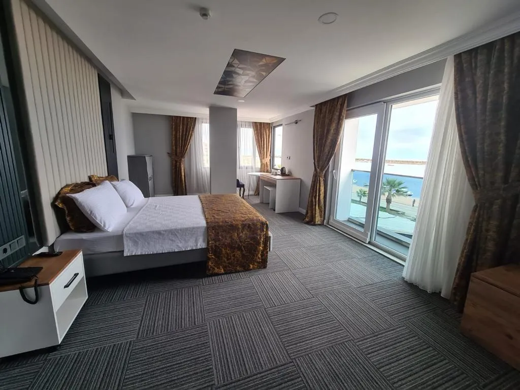 Standart Full Deniz Manzaralı Oda